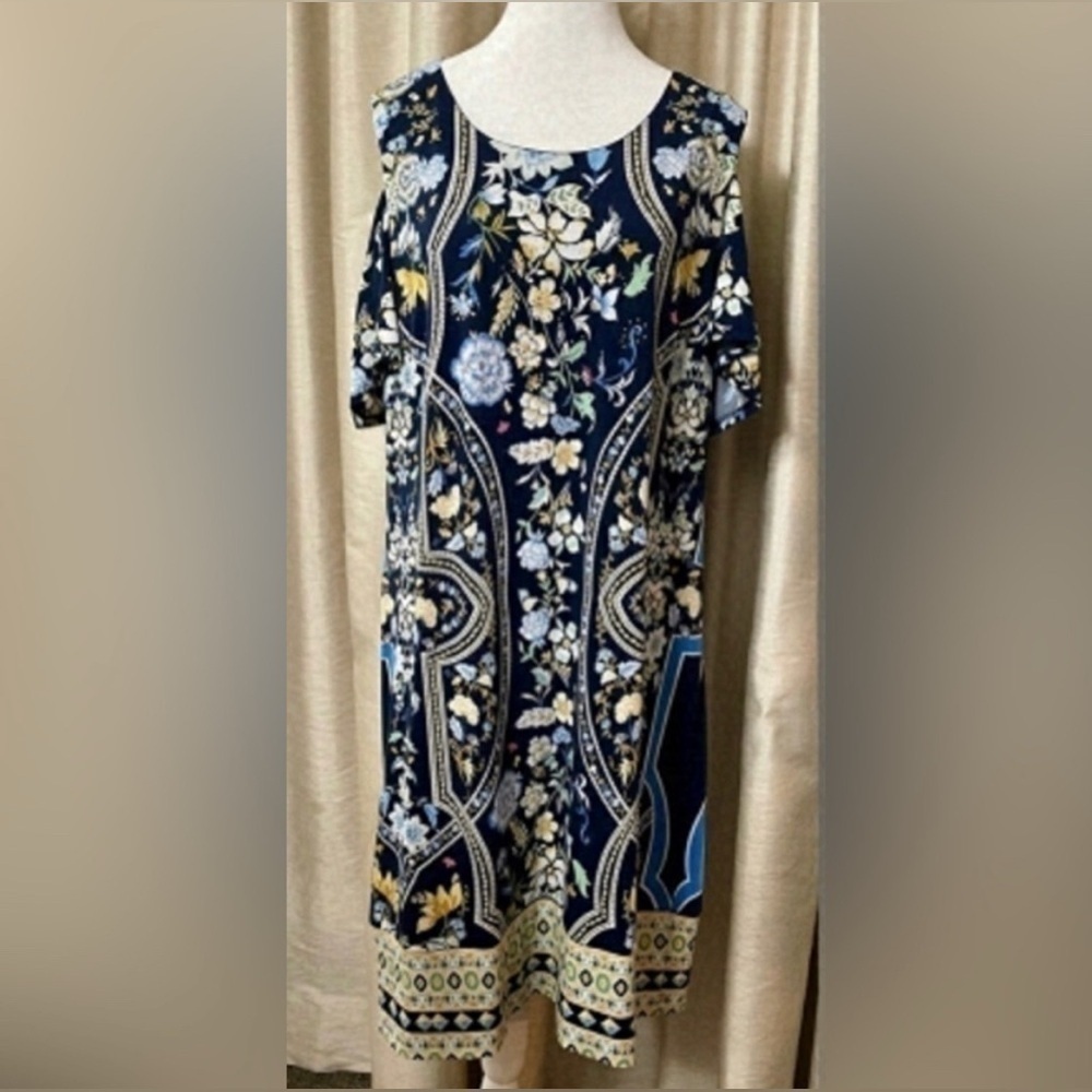 JM Collection Printed Cold-Shoulder Dress - Picture 7 of 8
